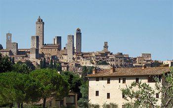 Fattoria Abbazia Monte Oliveto *