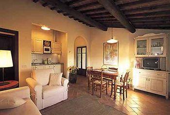 Fattoria Abbazia Monte Oliveto *