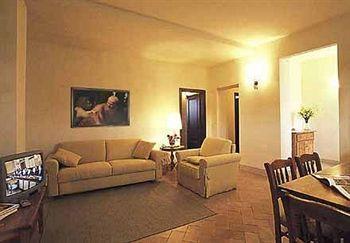 Farm stay Fattoria Abbazia Monte Oliveto *