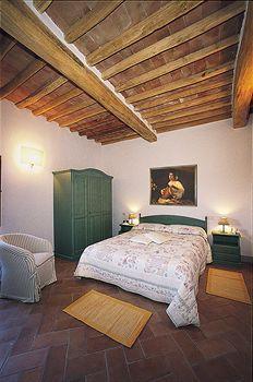 Fattoria Abbazia Monte Oliveto San Gimignano